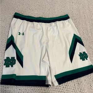 Under Armour Men's White Shorts with Green Accents Notre Dame XL